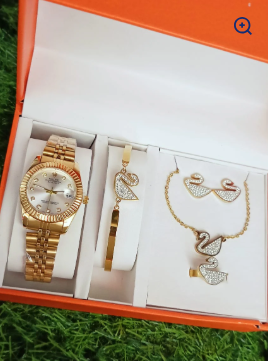 Crystal Hour Women’s Luxury Watch – Elegant Analog Timepiece