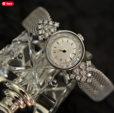 Vintage Diamond Quartz Women’s Watch – Elegant Crystal Bracelet
