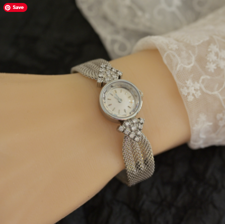 Vintage Diamond Quartz Women’s Watch – Elegant Crystal Bracelet