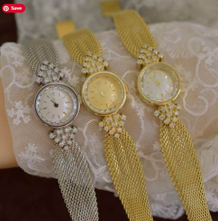 Vintage Diamond Quartz Women’s Watch – Elegant Crystal Bracelet